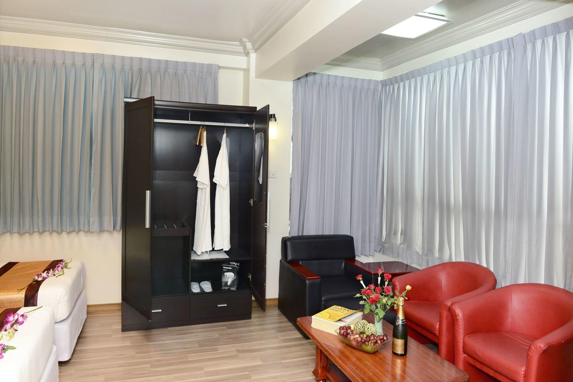 Hotel Grand United - Chinatown Yangon