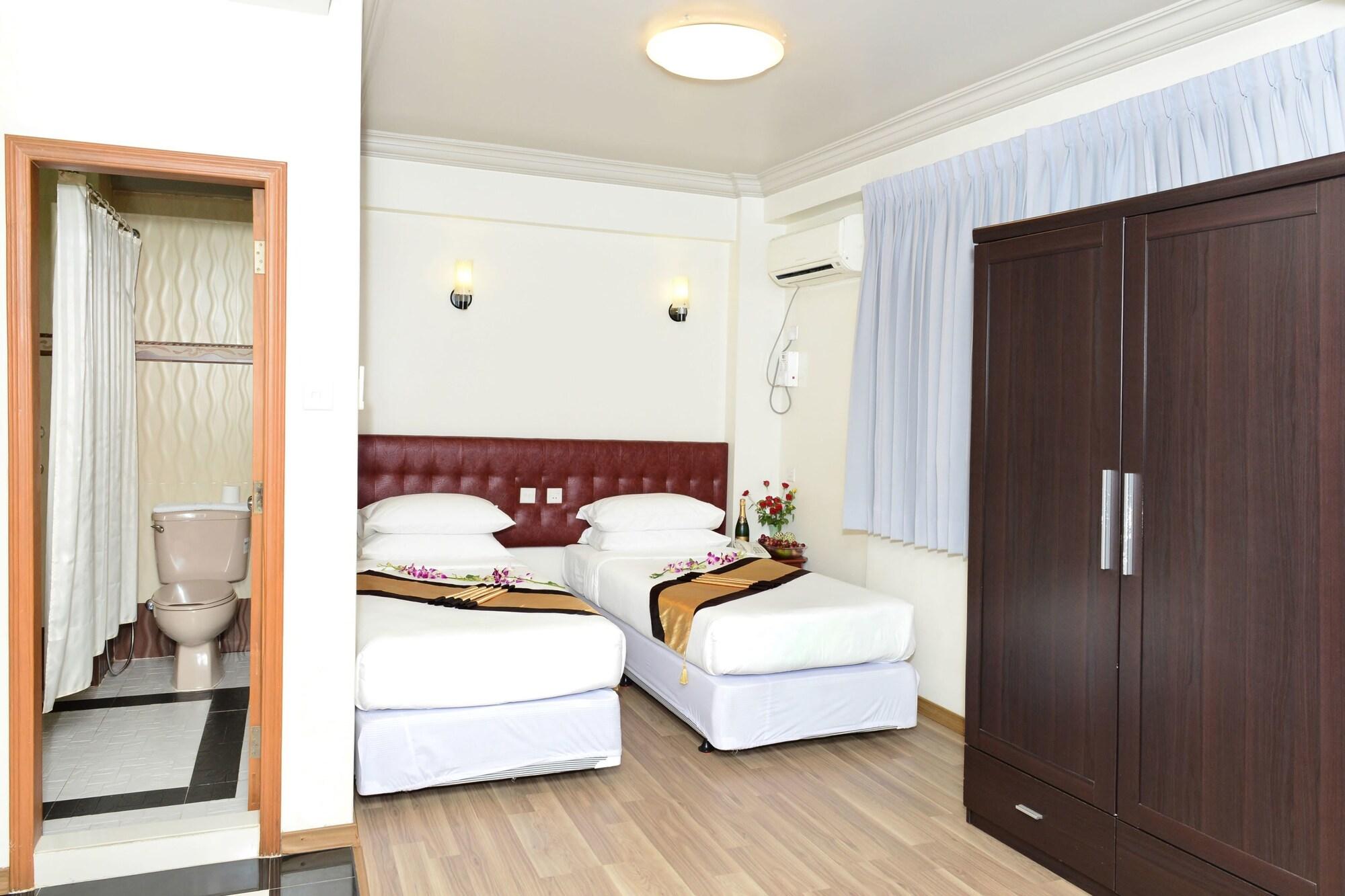Grand United - Chinatown Hotel